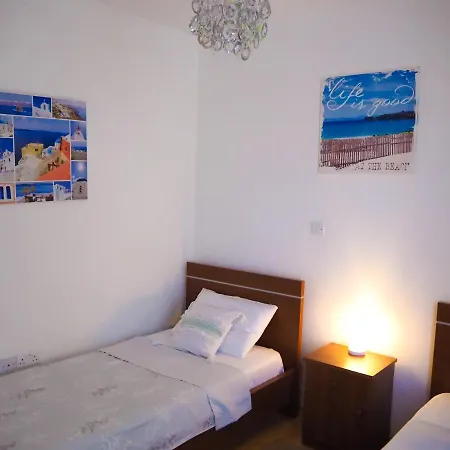 City Flats Апартаменты *